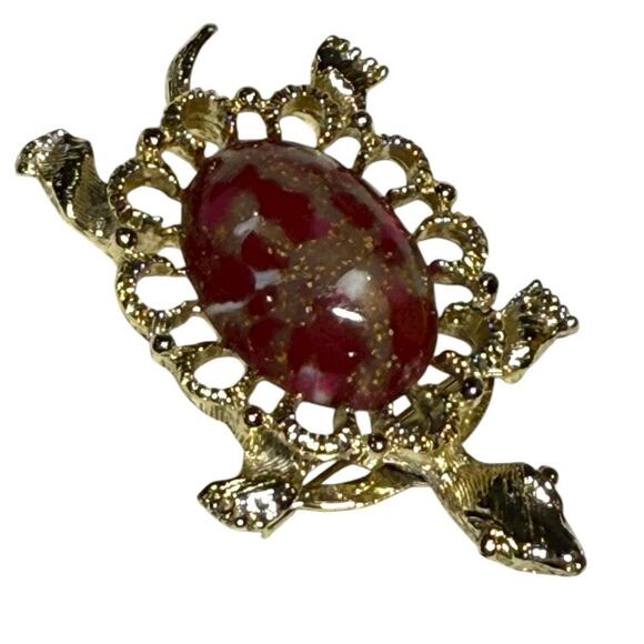 Gerry’s Turtle Brooch Lucite Gold Tone Oval Cabochon Vintage Tortoise Belly Pin - Picture 3 of 11